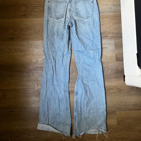 Zara Ripped Light Wash Jeans - Blue - Picture 4 of 4
